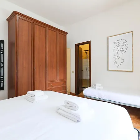 Ferienwohnung Primopiano - Pellegrino Rossi A Mailand Exterior foto