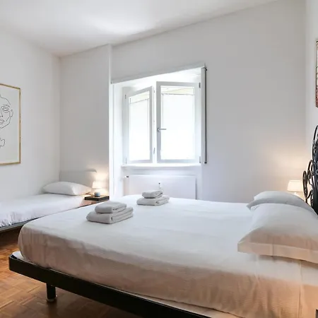 Ferienwohnung Primopiano - Pellegrino Rossi A Mailand Exterior foto